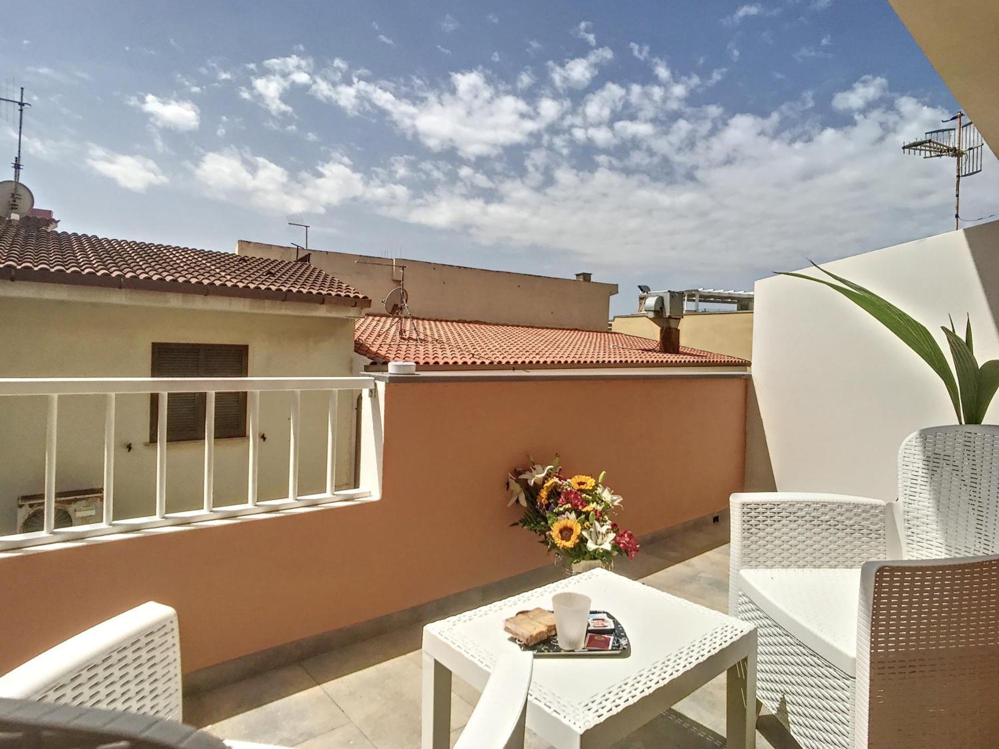 Il Bed And Breakfast Al Centro Кастельсардо Экстерьер фото